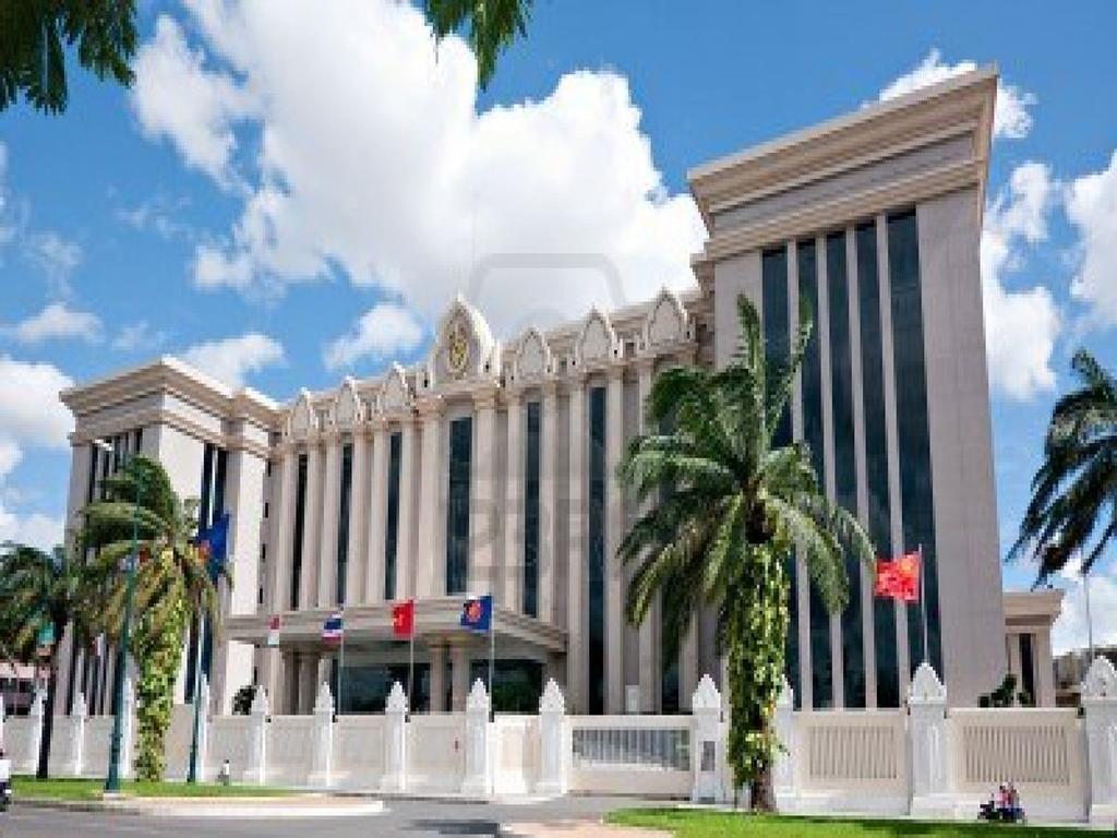 Diamond Hotel بنوم بنه المظهر الخارجي الصورة