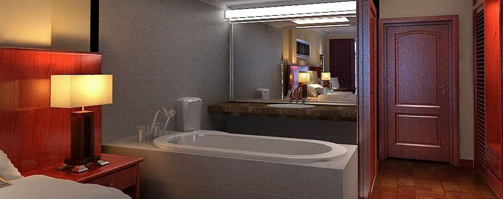 Diamond Hotel بنوم بنه المظهر الخارجي الصورة