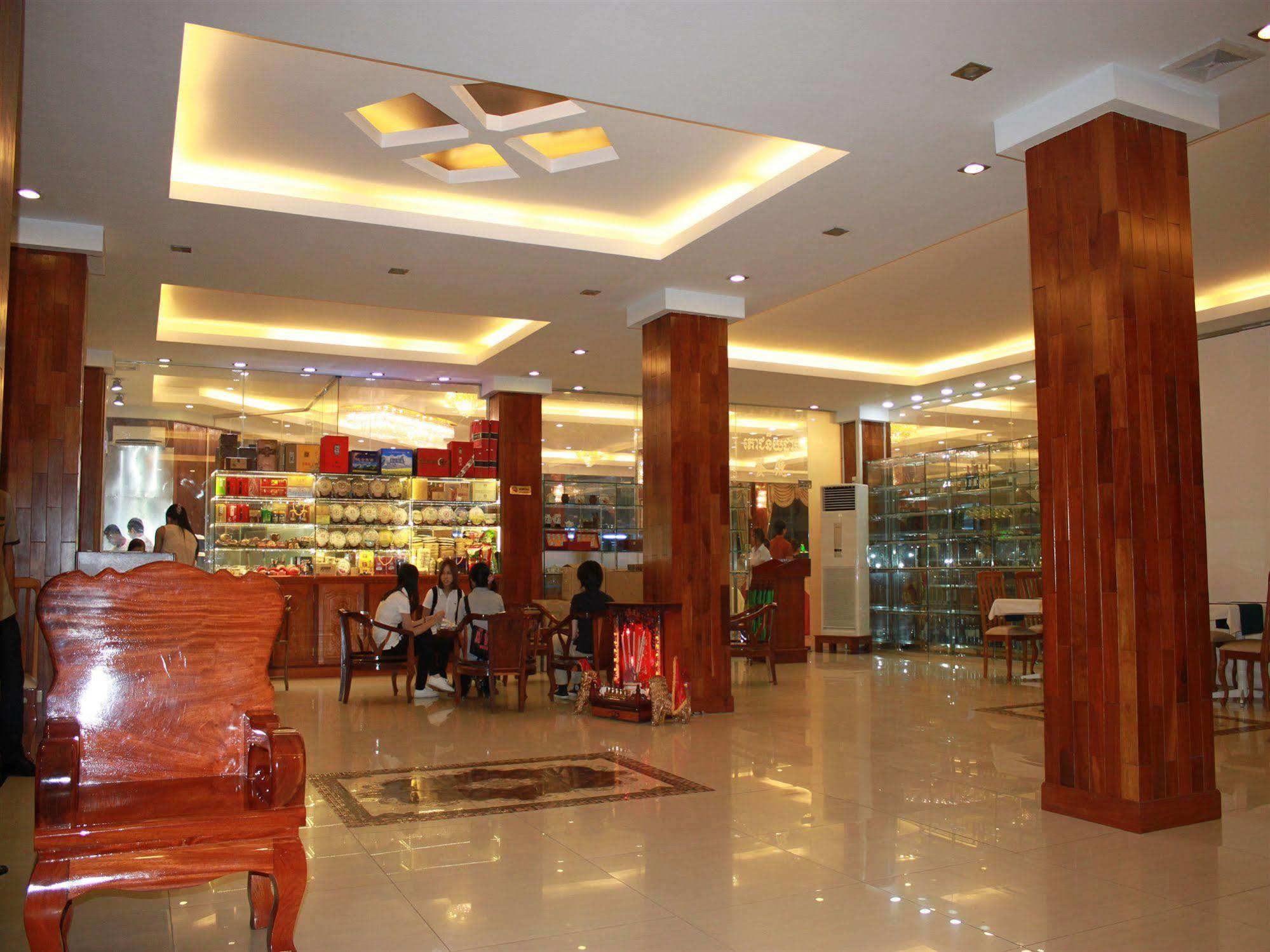 Diamond Hotel بنوم بنه المظهر الخارجي الصورة
